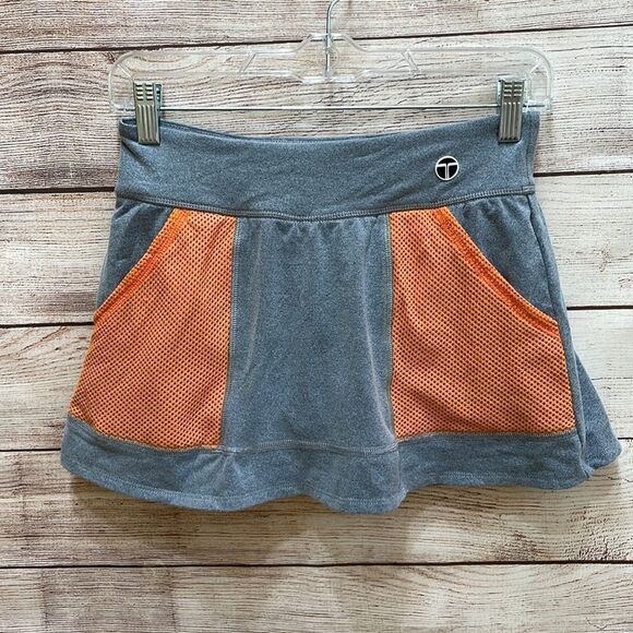 TRINA TURK RECREATION KNIT SKORT‎ - Picture 1 of 5